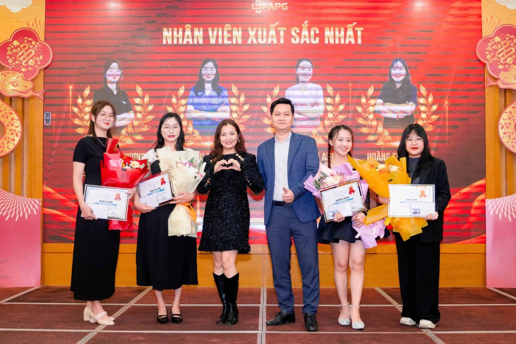 Year End Party 2025 – Phòng khám Chuyên khoa phụ sản An Phúc: Một đêm vinh danh và kết nối